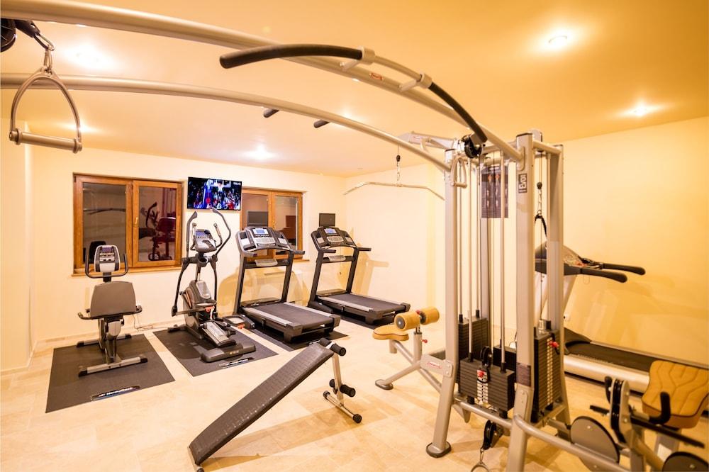 Hotel Opera Plaza Cluj Napoca Bagian luar foto