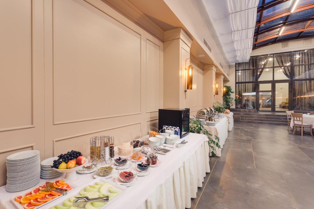 Hotel Opera Plaza Cluj Napoca Bagian luar foto