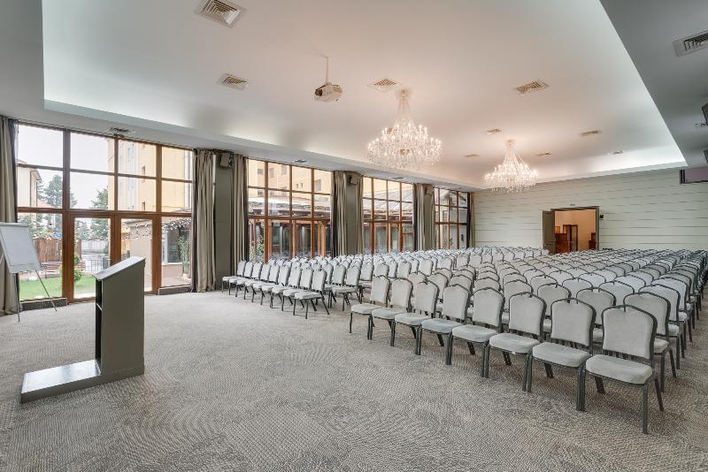 Hotel Opera Plaza Cluj Napoca Bagian luar foto